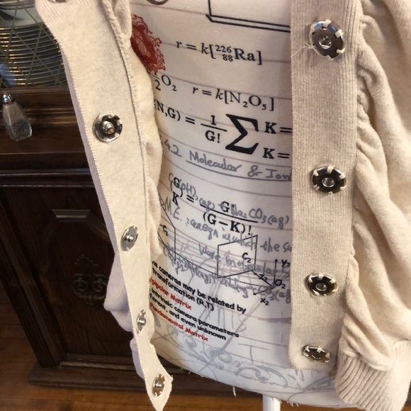 Chic Beige DNKY JEANS Sweater - Picture 6 of 7